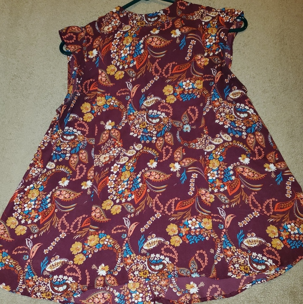 Beautiful only worn once blouse